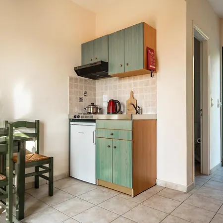 Apartment Anemona 2 *